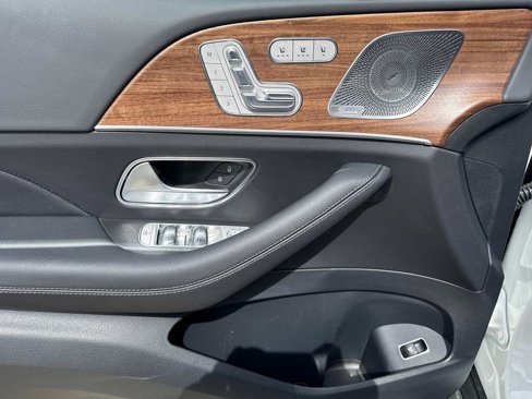 New 2025 Mercedes-Benz GLE 450 4MATIC image 16