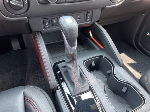 New 2025 Nissan Frontier PRO-4X w/ Pro Premium Package image 13
