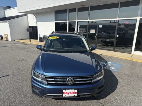 Used 2019 Volkswagen Tiguan SE image 4