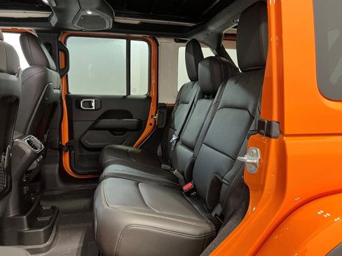 New 2025 Jeep Wrangler Unlimited Rubicon 392 image 11