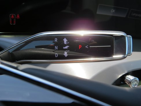 New 2026 Cadillac Vistiq Sport w/ LPO, Floor Liner Package image 28