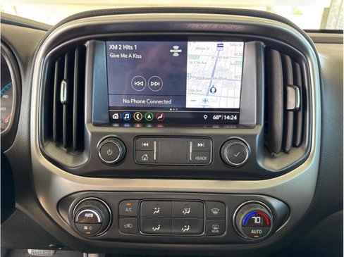Used 2021 Chevrolet Colorado ZR2 image 19