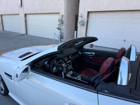 Used 2012 Mercedes-Benz SLK 350 image 11