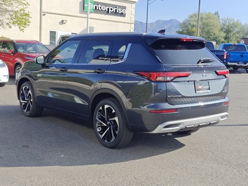 New 2025 Mitsubishi Outlander 4WD Plug-In Hybrid image 5