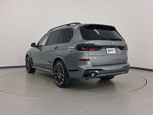 New 2026 BMW X7 xDrive40i w/ M Sport Package image 3