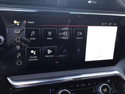New 2025 GMC Sierra 2500 Denali w/ Denali Reserve Package image 17