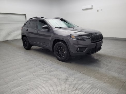 Used 2023 Jeep Cherokee Altitude Lux image 13