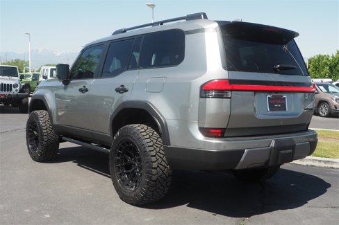 Used 2025 Lexus GX 550 image 7