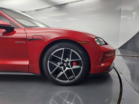 Certified 2025 Porsche Taycan 4S image 19