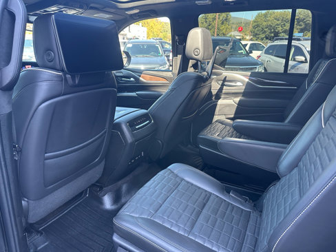 Used 2023 Cadillac Escalade ESV Sport Platinum w/ LPO, ONYX Package image 26