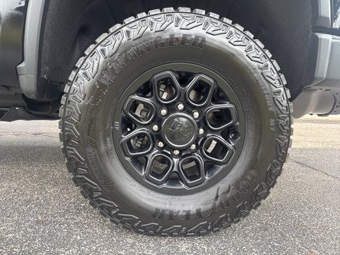 New 2025 Chevrolet Silverado 2500 ZR2 w/ ZR2 Bison Edition image 9