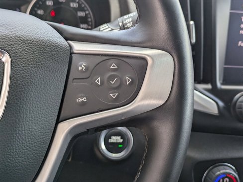 Used 2024 GMC Terrain SLT image 20