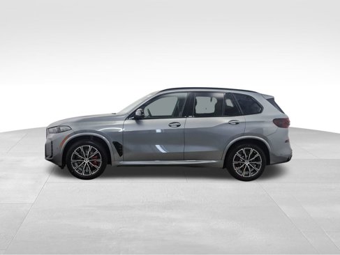 New 2026 BMW X5 M60i image 3