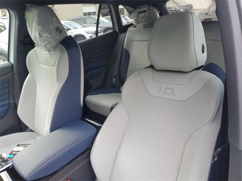 New 2025 Volkswagen ID.4 Pro S image 19