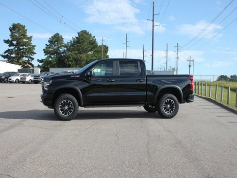 New 2026 Chevrolet Silverado 1500 ZR2 image 3