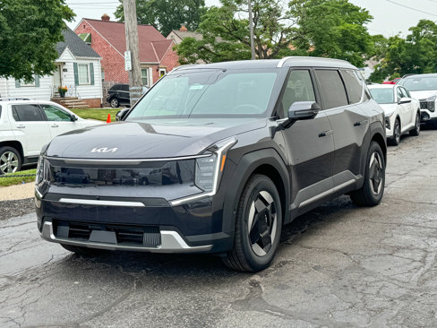New 2026 Kia EV9 Wind image 9
