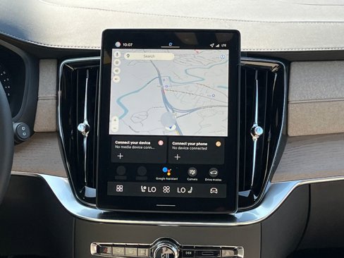 New 2026 Volvo XC90 B6 Plus w/ Protection Package Premier image 21