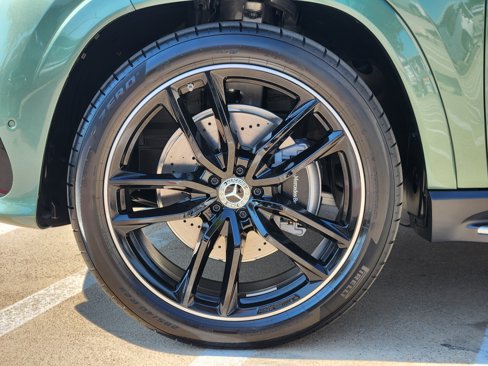 New 2026 Mercedes-Benz GLS 450 4MATIC image 12