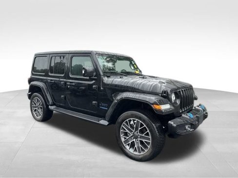 Used 2022 Jeep Wrangler Unlimited Sahara image 11