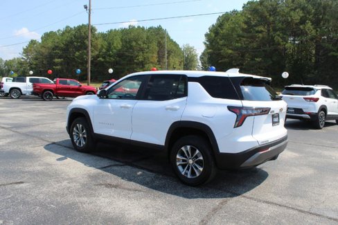 New 2026 Chevrolet Equinox LT image 8