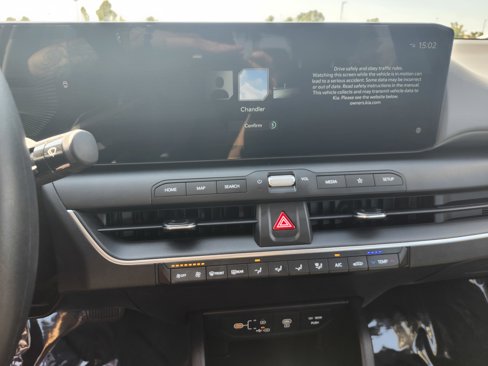 Used 2025 Kia K4 LXS image 21