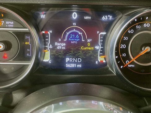 Used 2022 Jeep Wrangler Unlimited Sahara image 10