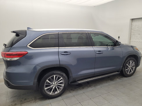 Used 2019 Toyota Highlander XLE image 10