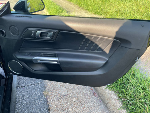 Used 2020 Ford Mustang Premium image 20