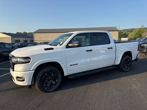 New 2026 RAM 1500 4x4 Crew Cab image 6