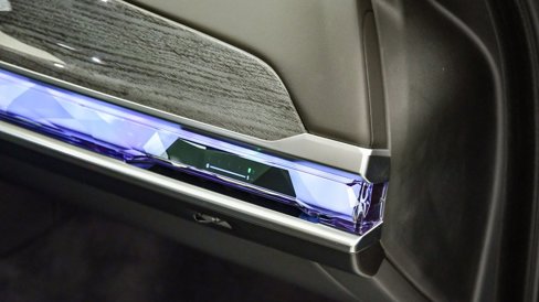 New 2026 BMW 740i w/ Premium Package image 17