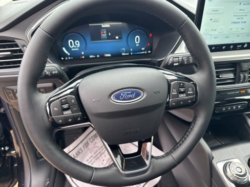 New 2025 Ford Escape Active w/ Active Premium Tech Pack image 15