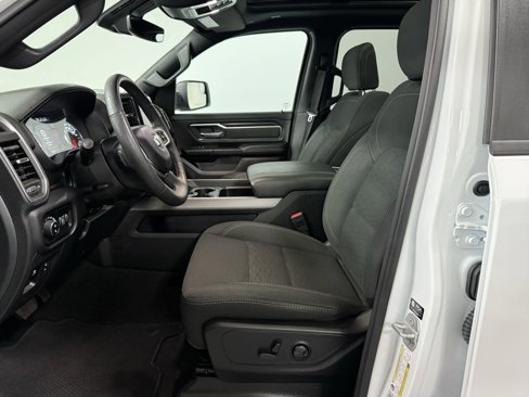 Used 2025 RAM 1500 Big Horn image 9