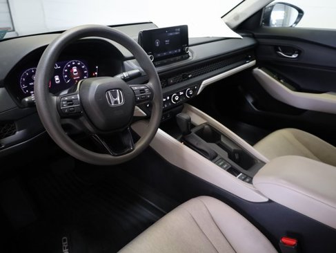 Certified 2024 Honda Accord EX image 4