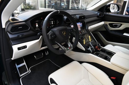 Used 2024 Lamborghini Urus S image 13