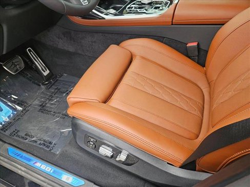 New 2026 BMW X7 M60i w/ Executive Package image 4