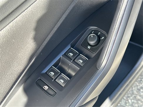 Used 2021 Volkswagen Jetta GLI Autobahn image 24