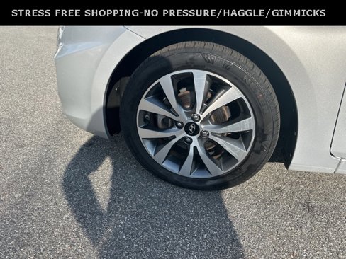 Used 2017 Hyundai Accent Value Edition image 5