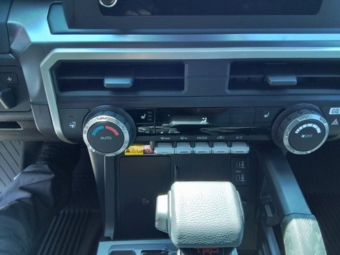 New 2025 Toyota Tacoma TRD Off-Road image 13