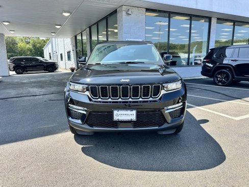 New 2025 Jeep Grand Cherokee Limited image 2
