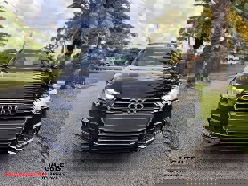 Used 2019 Audi A4 2.0T Premium w/ Convenience Package image 9