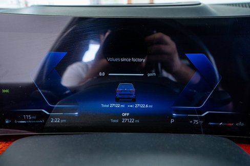 Used 2024 BMW ALPINA XB7 image 50