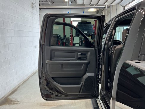 New 2025 RAM 2500 Tradesman image 34