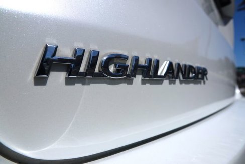 Used 2016 Toyota Highlander Limited image 27