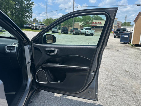 Used 2020 Jeep Compass High Altitude image 12