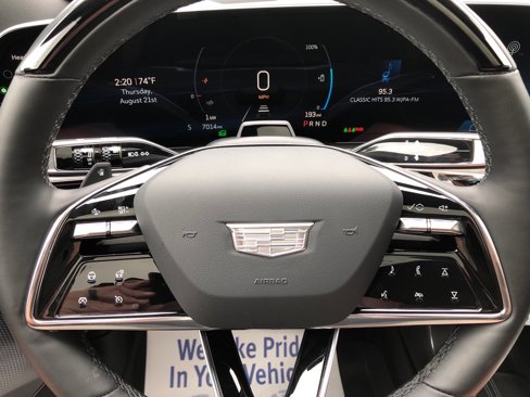 Used 2024 Cadillac Lyriq Luxury w/ LPO, Floor Liner Package image 32