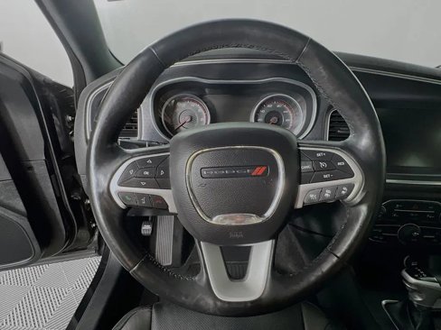 Used 2015 Dodge Charger SXT w/ Plus Group image 12