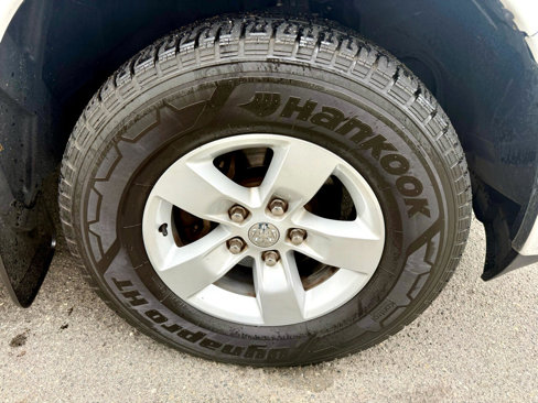 Used 2021 RAM 1500 Classic SLT image 14