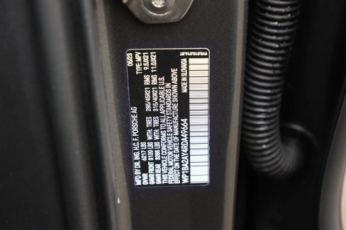 Used 2024 Porsche Cayenne Coupe image 63