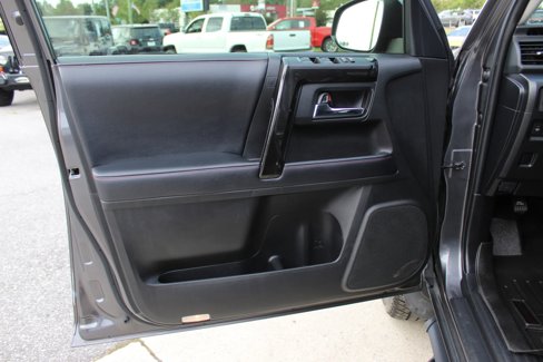Used 2019 Toyota 4Runner 4WD image 11