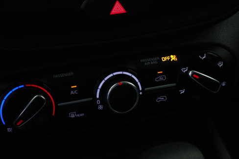Used 2023 Kia Soul LX w/ LX Technology Package image 17
